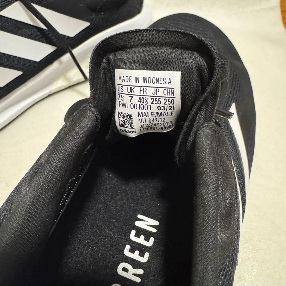 NEW ADIDAS Supernova Running Shoes Black 7.5